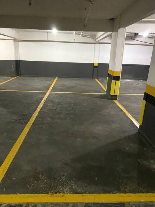 Bacutia, Predio Frente Ao Mar! Apartamento *