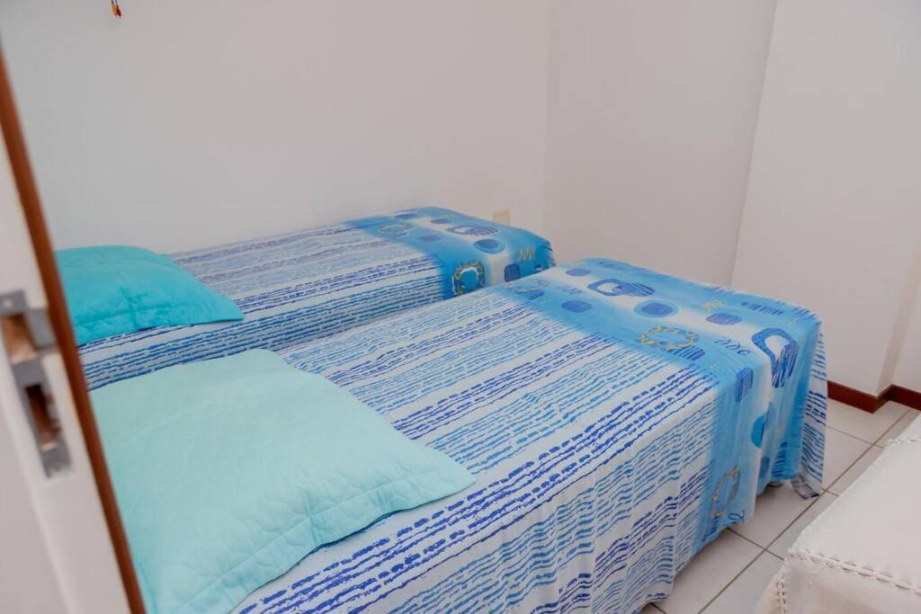 Apartamento Bacutia, Predio Frente Ao Mar! Guarapari